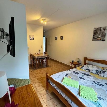 Studio Agreable De 21M2 Balaruc-les-Bains Exteriör bild